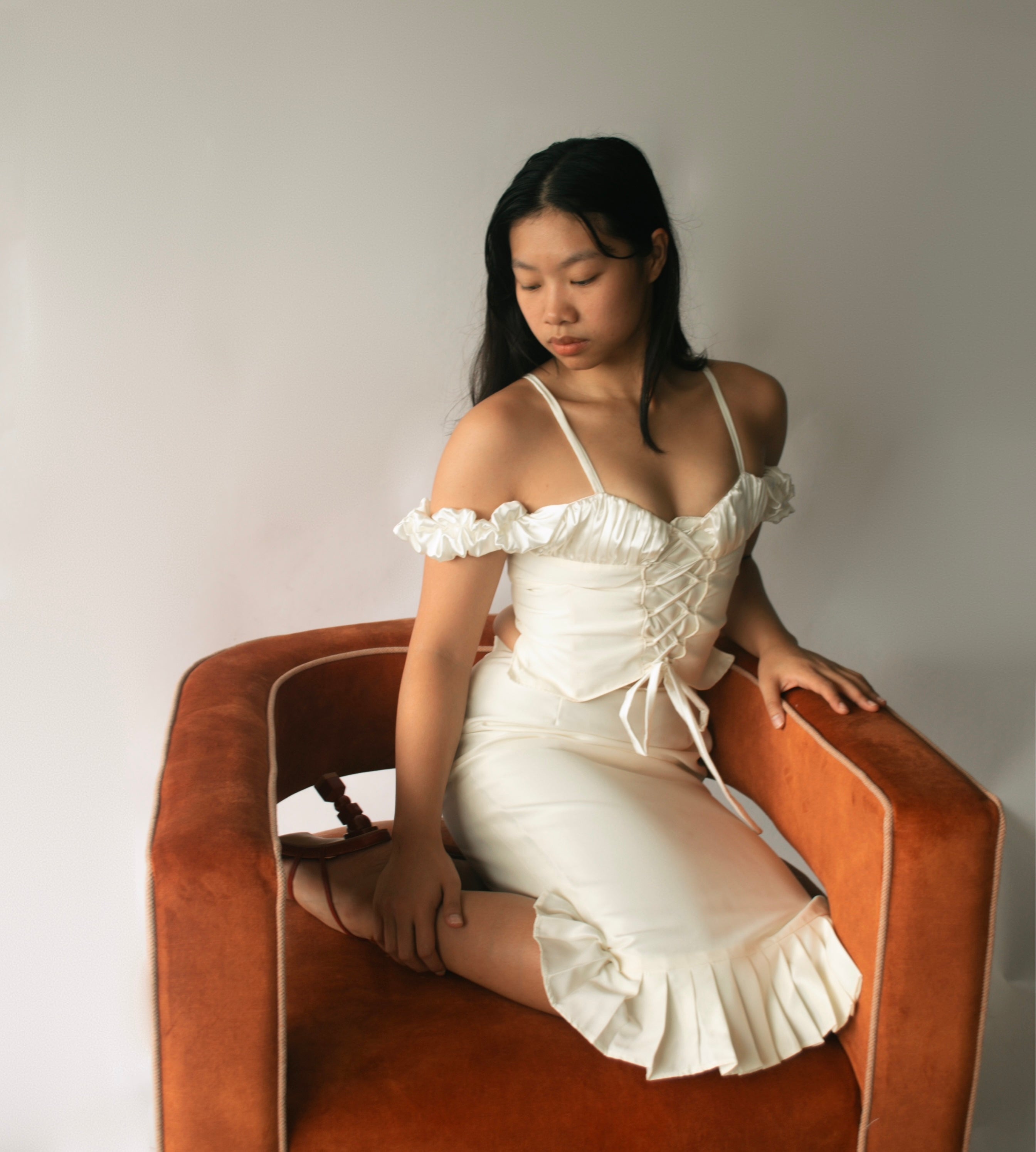 Nia Set White
